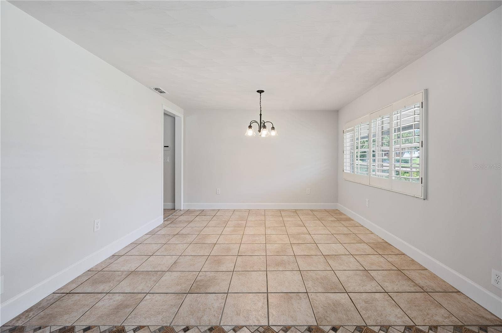 1323 ALYCE STREET, Lakeland, FL 33801 1323 ALYCE STREET, Lakeland, FL 33801