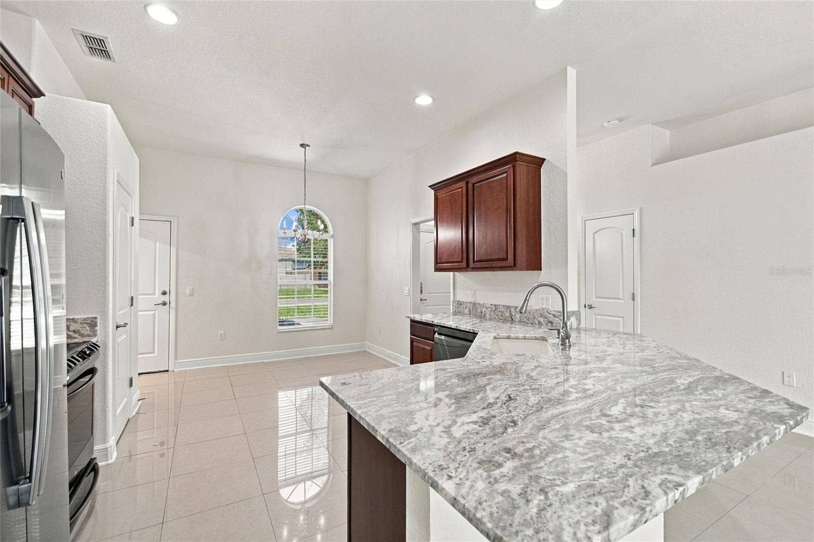 221 MANDOLIN DRIVE, Winter Haven, FL 33884