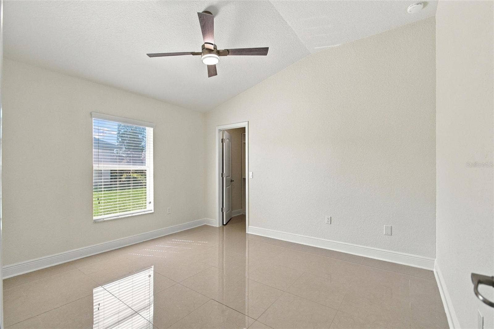 221 MANDOLIN DRIVE, Winter Haven, FL 33884