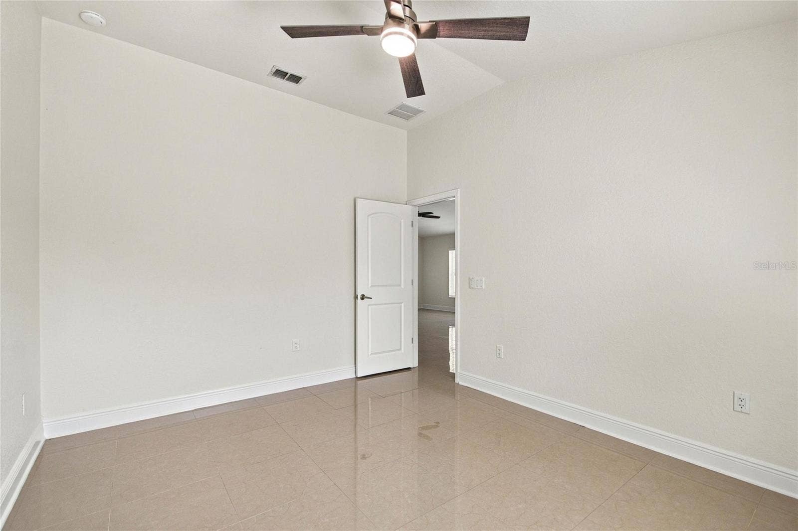 221 MANDOLIN DRIVE, Winter Haven, FL 33884