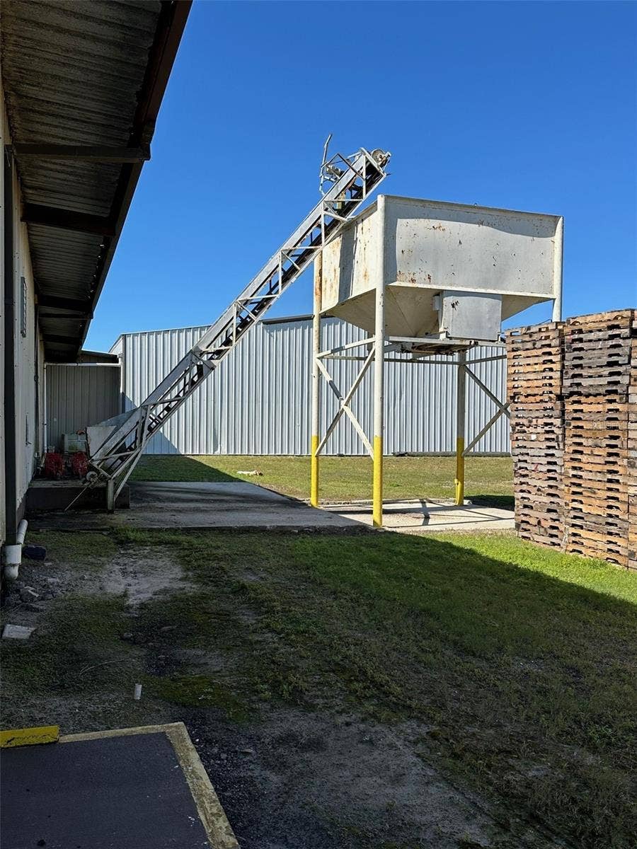 3851 W STATE ROAD 60, Okeechobee, FL 34972 3851 W STATE ROAD 60, Okeechobee, FL 34972