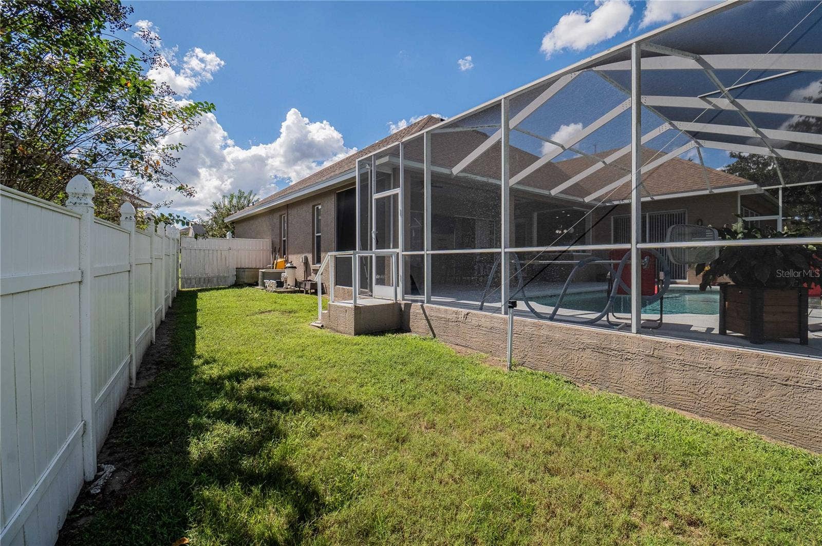 6714 HARTSWORTH DRIVE, Lakeland, FL 33813 6714 HARTSWORTH DRIVE, Lakeland, FL 33813