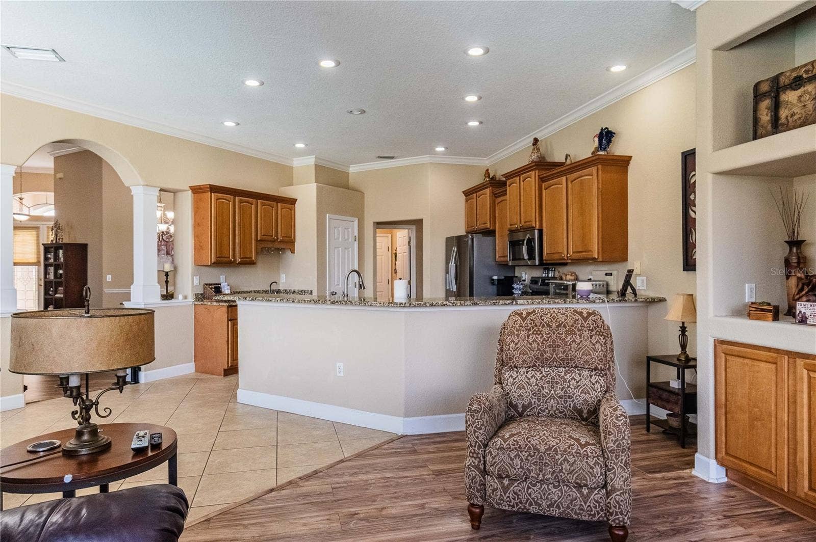 6714 HARTSWORTH DRIVE, Lakeland, FL 33813 6714 HARTSWORTH DRIVE, Lakeland, FL 33813
