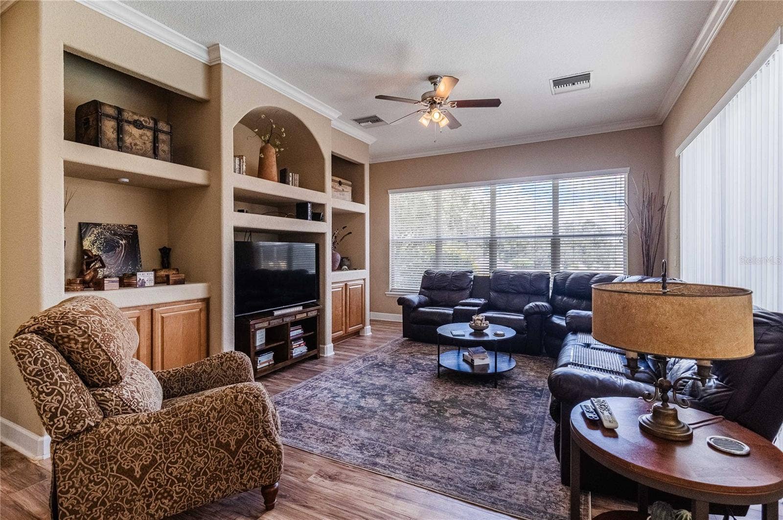 6714 HARTSWORTH DRIVE, Lakeland, FL 33813 6714 HARTSWORTH DRIVE, Lakeland, FL 33813