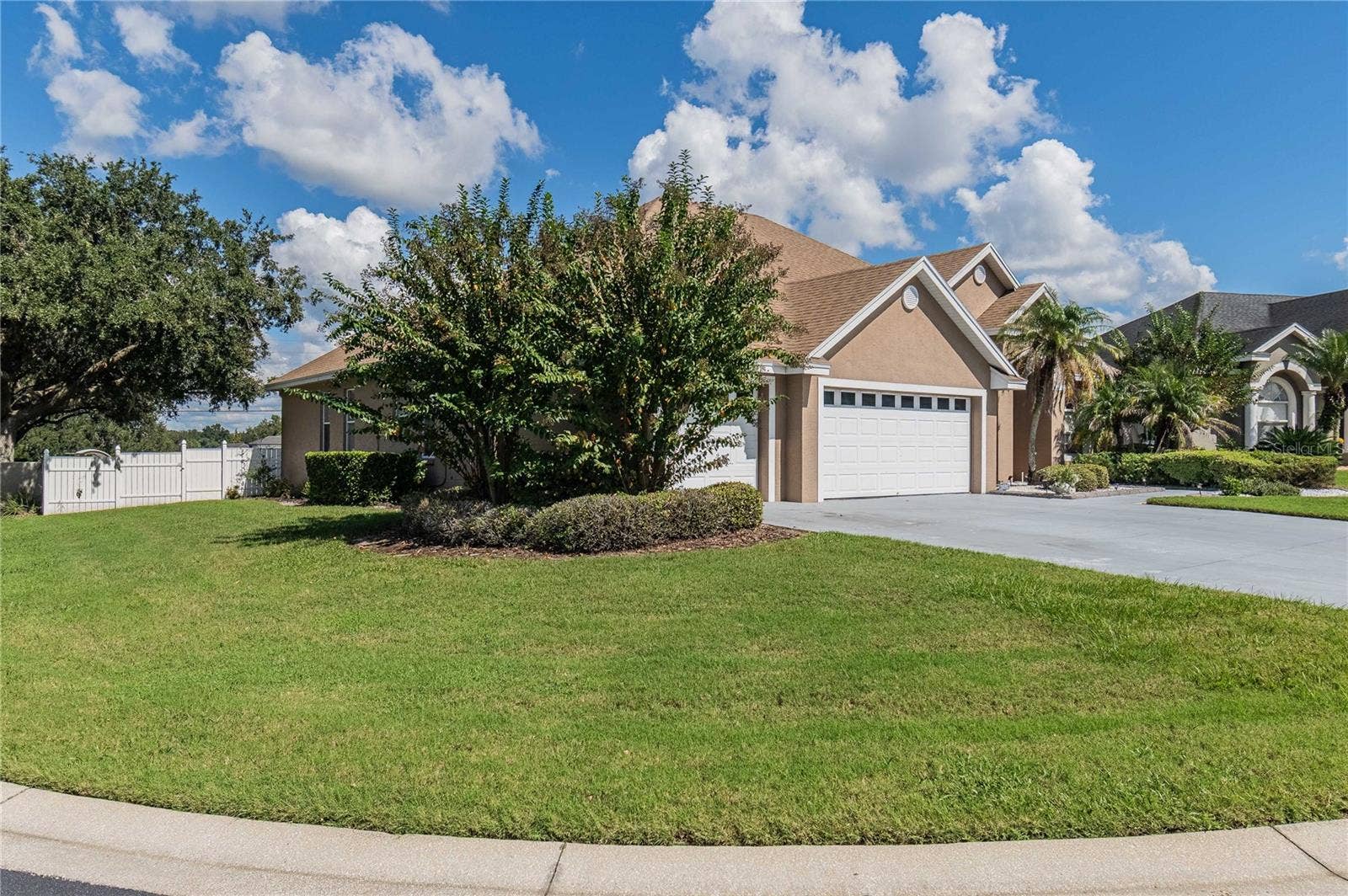 6714 HARTSWORTH DRIVE, Lakeland, FL 33813 6714 HARTSWORTH DRIVE, Lakeland, FL 33813