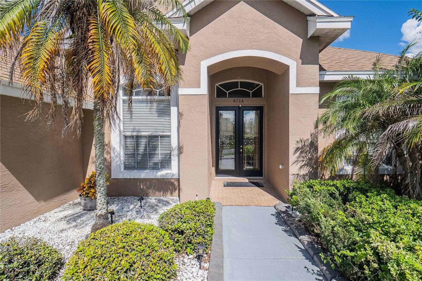 6714 HARTSWORTH DRIVE, Lakeland, FL 33813 6714 HARTSWORTH DRIVE, Lakeland, FL 33813