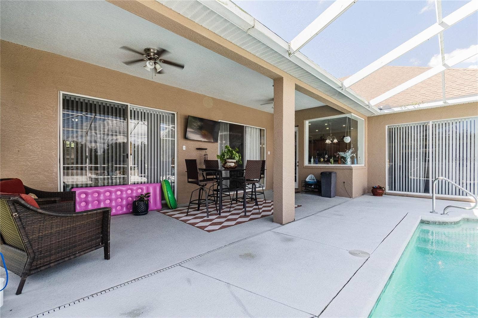 6714 HARTSWORTH DRIVE, Lakeland, FL 33813 6714 HARTSWORTH DRIVE, Lakeland, FL 33813