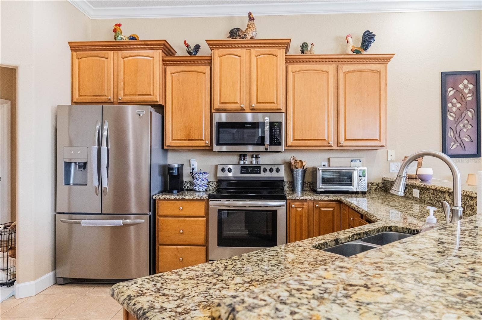 6714 HARTSWORTH DRIVE, Lakeland, FL 33813 6714 HARTSWORTH DRIVE, Lakeland, FL 33813