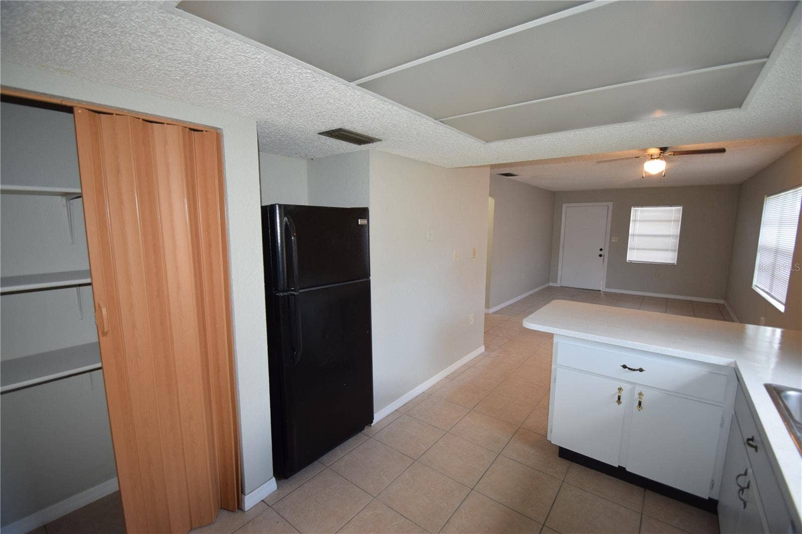 822 SHIRLEY ANN TRAIL, Lakeland, FL 33809 822 SHIRLEY ANN TRAIL, Lakeland, FL 33809