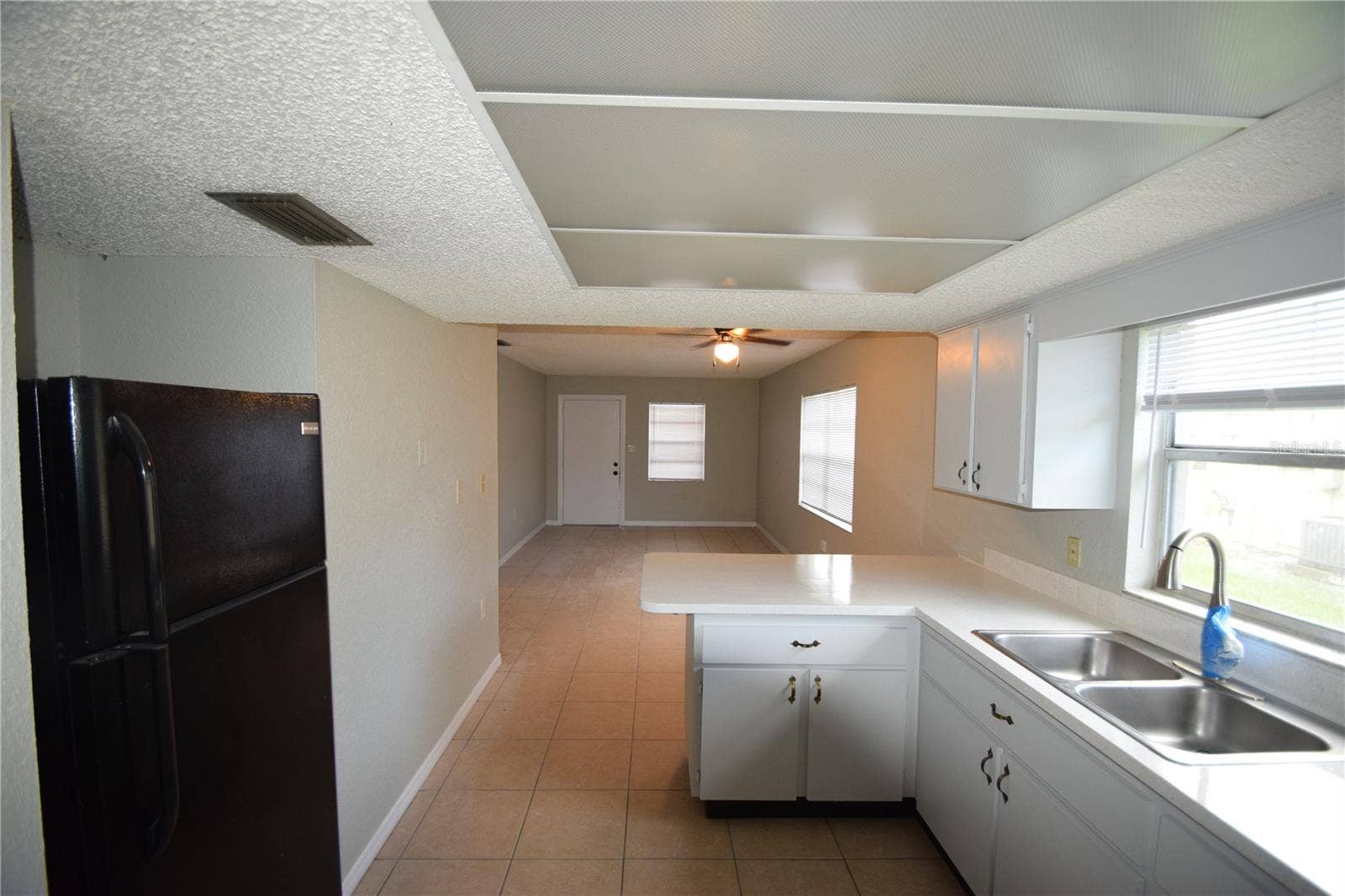 822 SHIRLEY ANN TRAIL, Lakeland, FL 33809 822 SHIRLEY ANN TRAIL, Lakeland, FL 33809