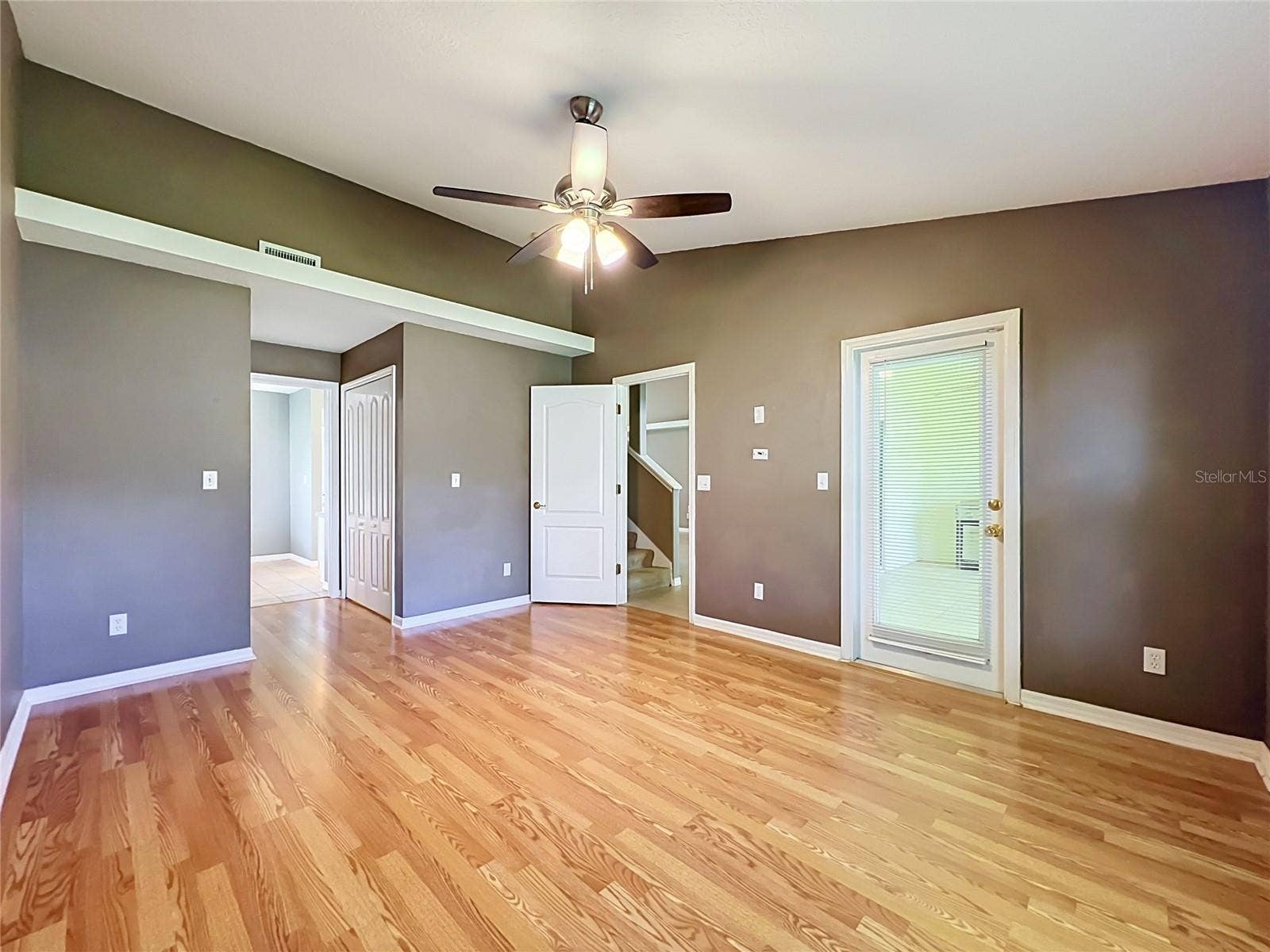 8805 COURTYARD LANE, Groveland, FL 34736 8805 COURTYARD LANE, Groveland, FL 34736