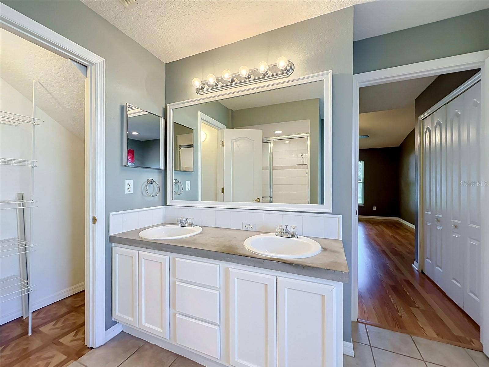 8805 COURTYARD LANE, Groveland, FL 34736 8805 COURTYARD LANE, Groveland, FL 34736