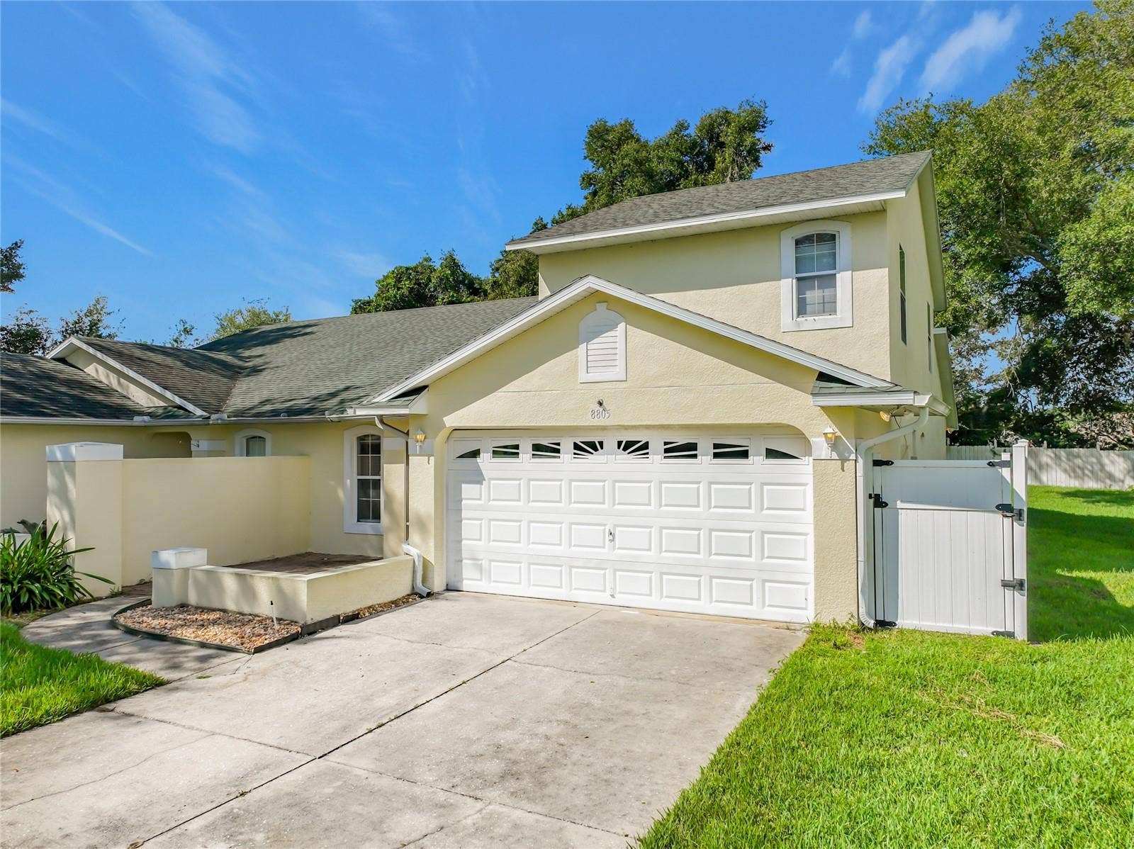 8805 COURTYARD LANE, Groveland, FL 34736 8805 COURTYARD LANE, Groveland, FL 34736