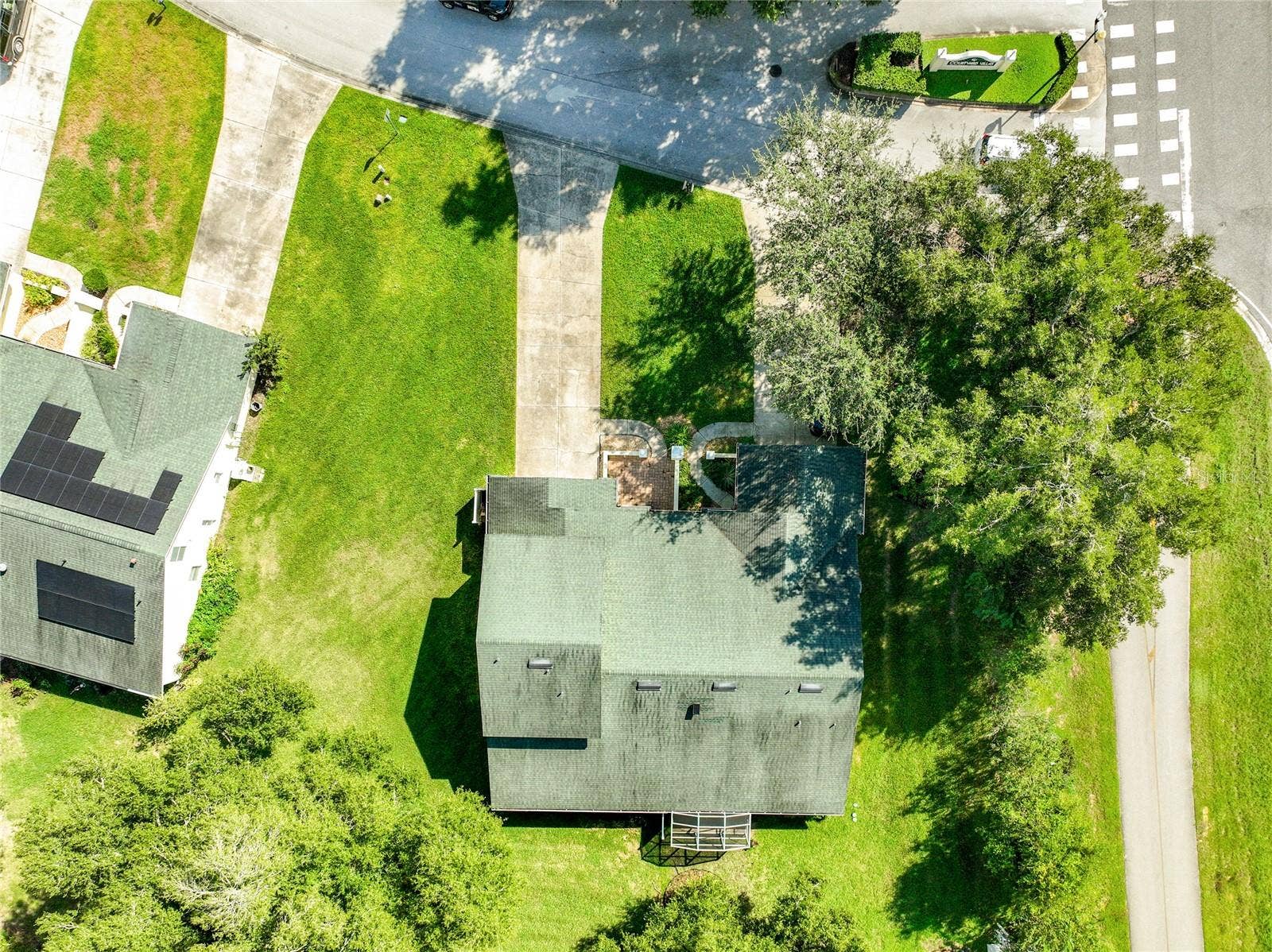 8805 COURTYARD LANE, Groveland, FL 34736 8805 COURTYARD LANE, Groveland, FL 34736