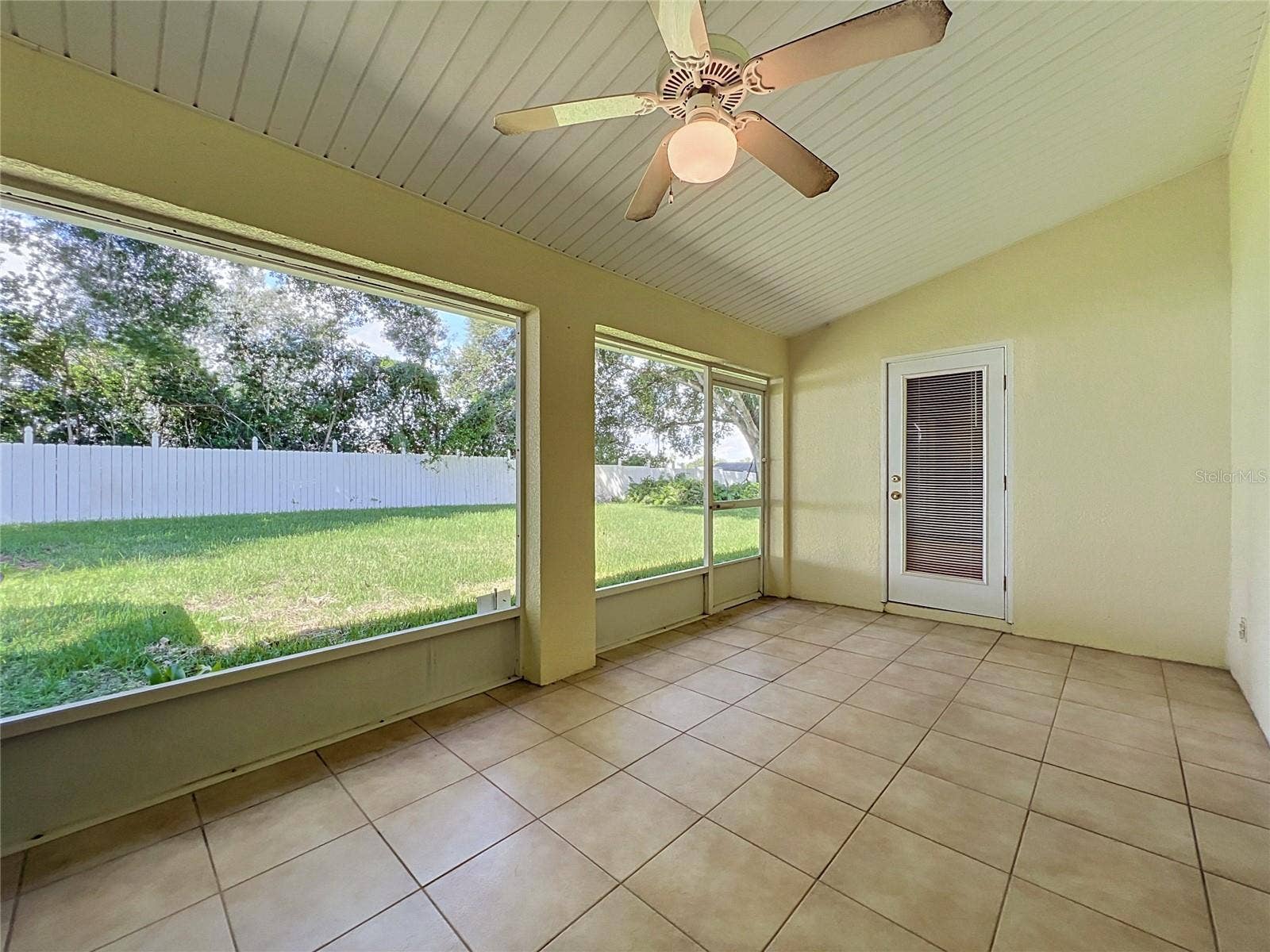 8805 COURTYARD LANE, Groveland, FL 34736 8805 COURTYARD LANE, Groveland, FL 34736