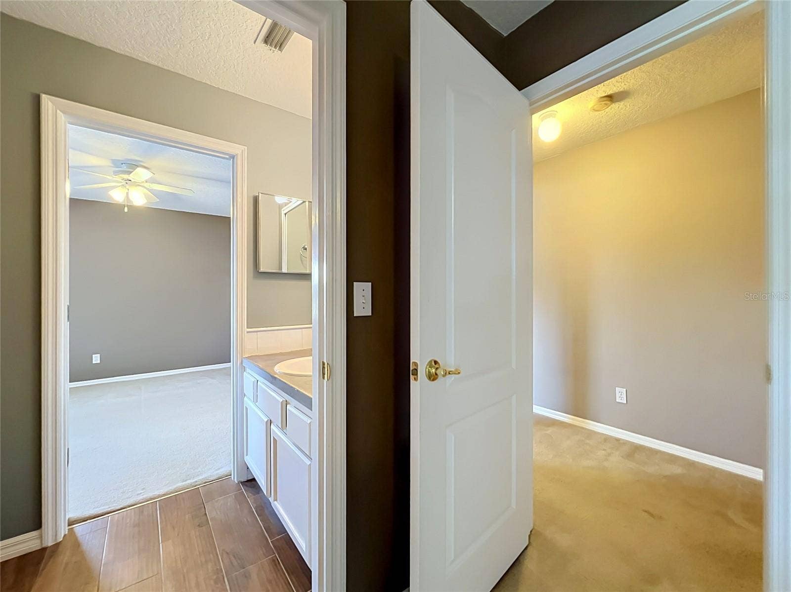 8805 COURTYARD LANE, Groveland, FL 34736 8805 COURTYARD LANE, Groveland, FL 34736