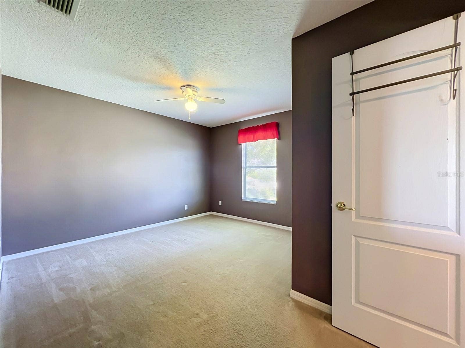 8805 COURTYARD LANE, Groveland, FL 34736 8805 COURTYARD LANE, Groveland, FL 34736