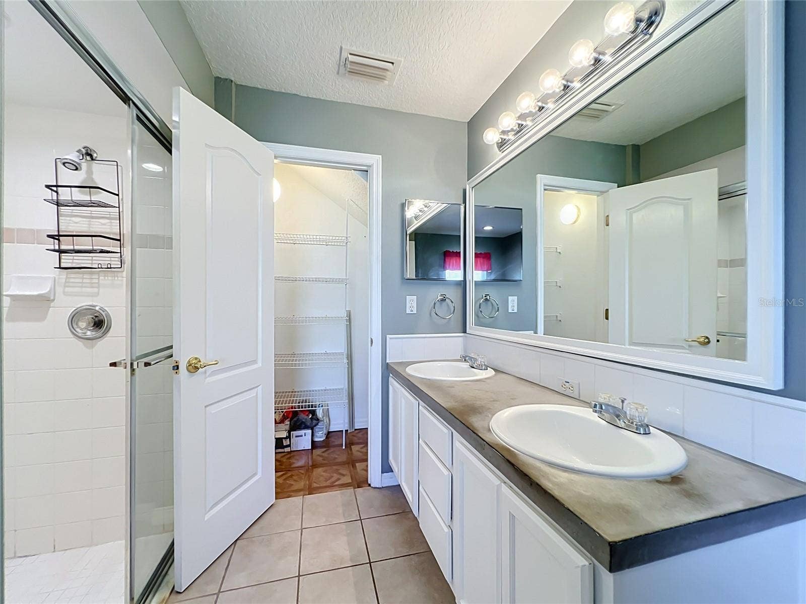 8805 COURTYARD LANE, Groveland, FL 34736 8805 COURTYARD LANE, Groveland, FL 34736