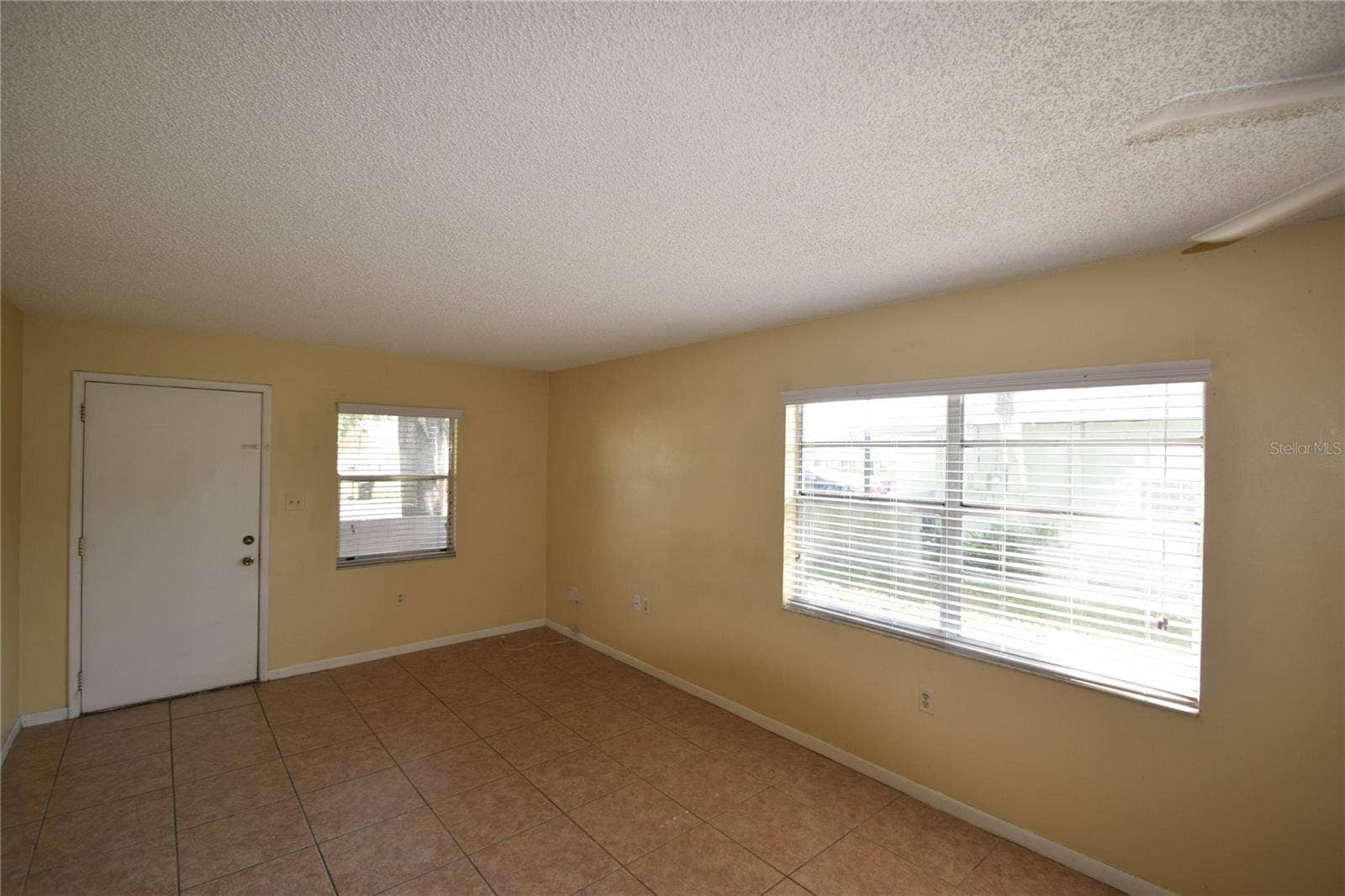 830 SHIRLEY ANN TRAIL, Lakeland, FL 33809 830 SHIRLEY ANN TRAIL, Lakeland, FL 33809
