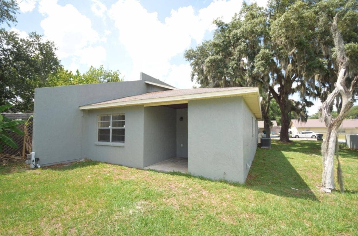 830 SHIRLEY ANN TRAIL, Lakeland, FL 33809 830 SHIRLEY ANN TRAIL, Lakeland, FL 33809