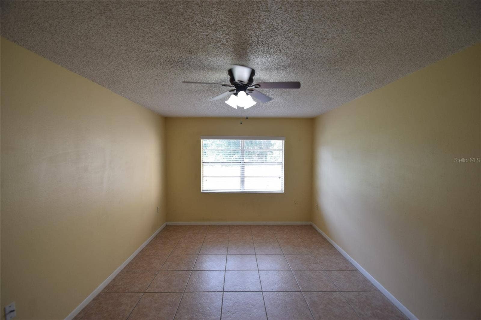 830 SHIRLEY ANN TRAIL, Lakeland, FL 33809 830 SHIRLEY ANN TRAIL, Lakeland, FL 33809