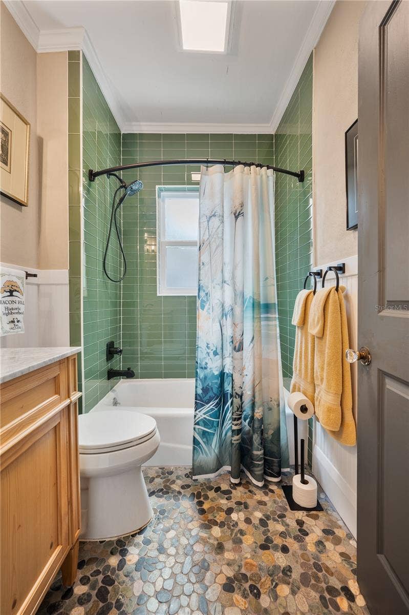 1807 PAWNEE TRAIL, Lakeland, FL 33803 Guest Bathroom