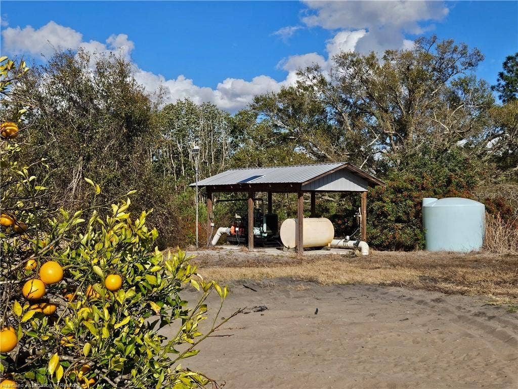 6611 SKIPPER ROAD, Sebring, FL 33876 6611 SKIPPER ROAD, Sebring, FL 33876