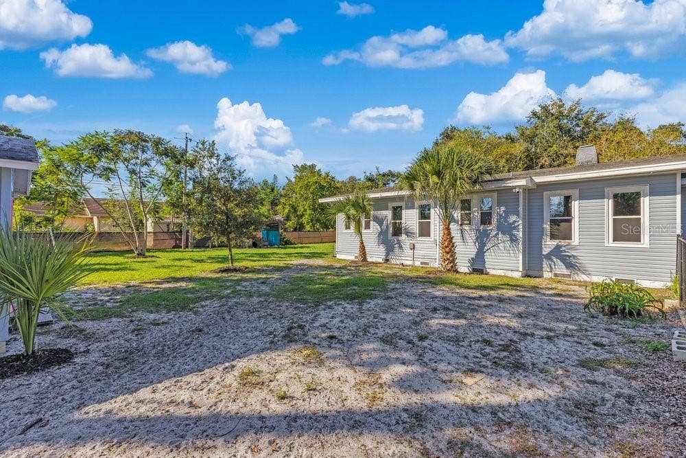 1633 E ELM ROAD, Lakeland, FL 33801