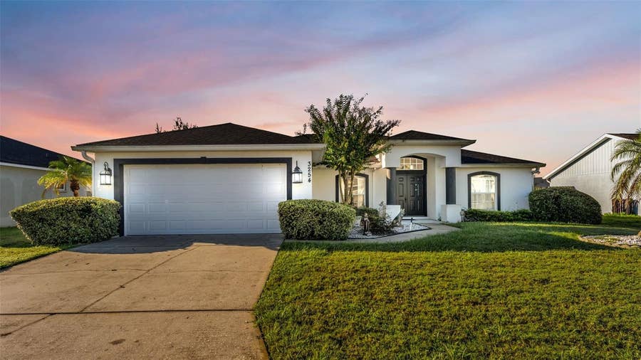 Property photo for 3254 IMPERIAL MANOR WAY, Mulberry, FL