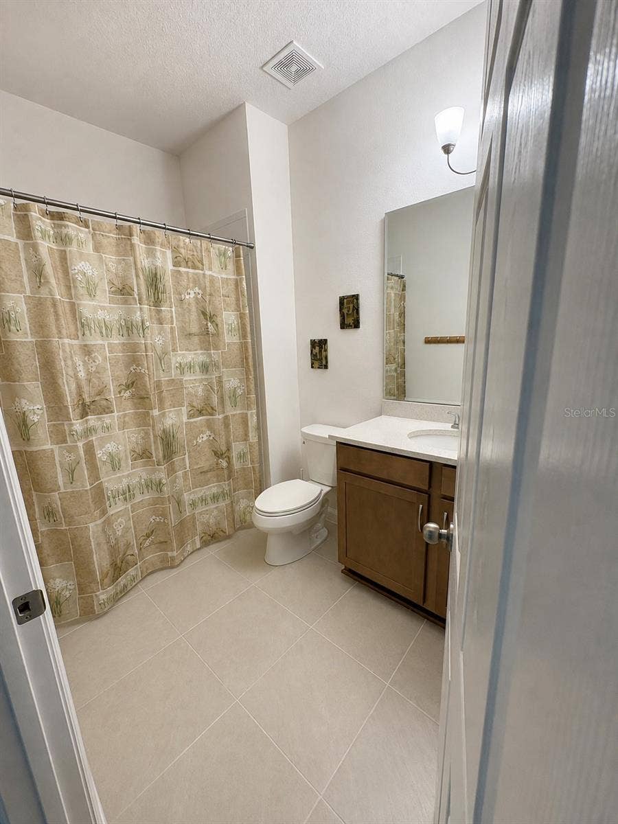 7128 DILLY LAKE AVENUE, Groveland, FL 34736 Bathroom 3