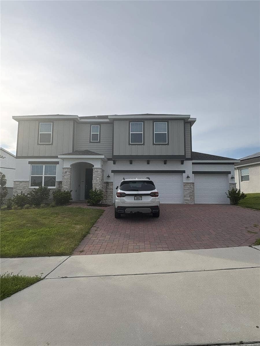 7128 DILLY LAKE AVENUE, Groveland, FL 34736 Front view
