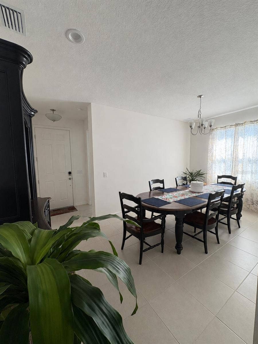 7128 DILLY LAKE AVENUE, Groveland, FL 34736 Dining room