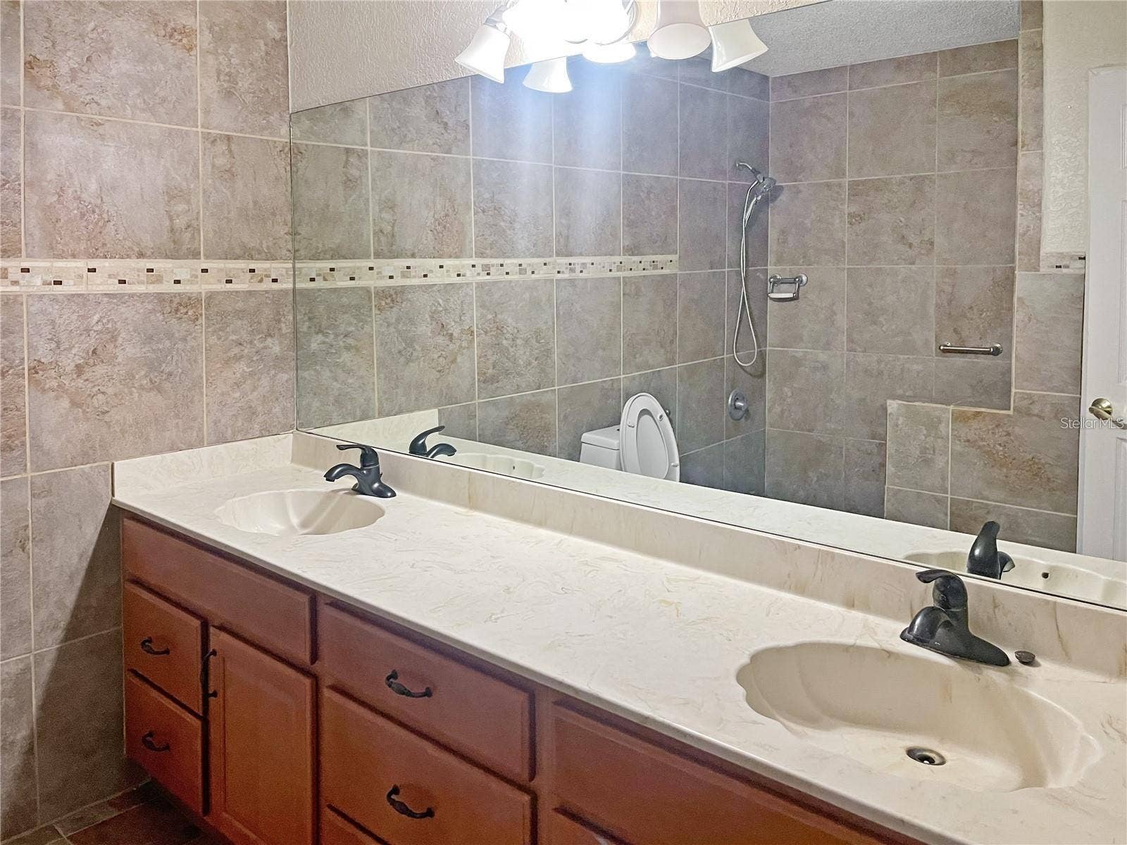 321 E GUNTER STREET, Haines City, FL 33844 321 E GUNTER STREET, Haines City, FL 33844