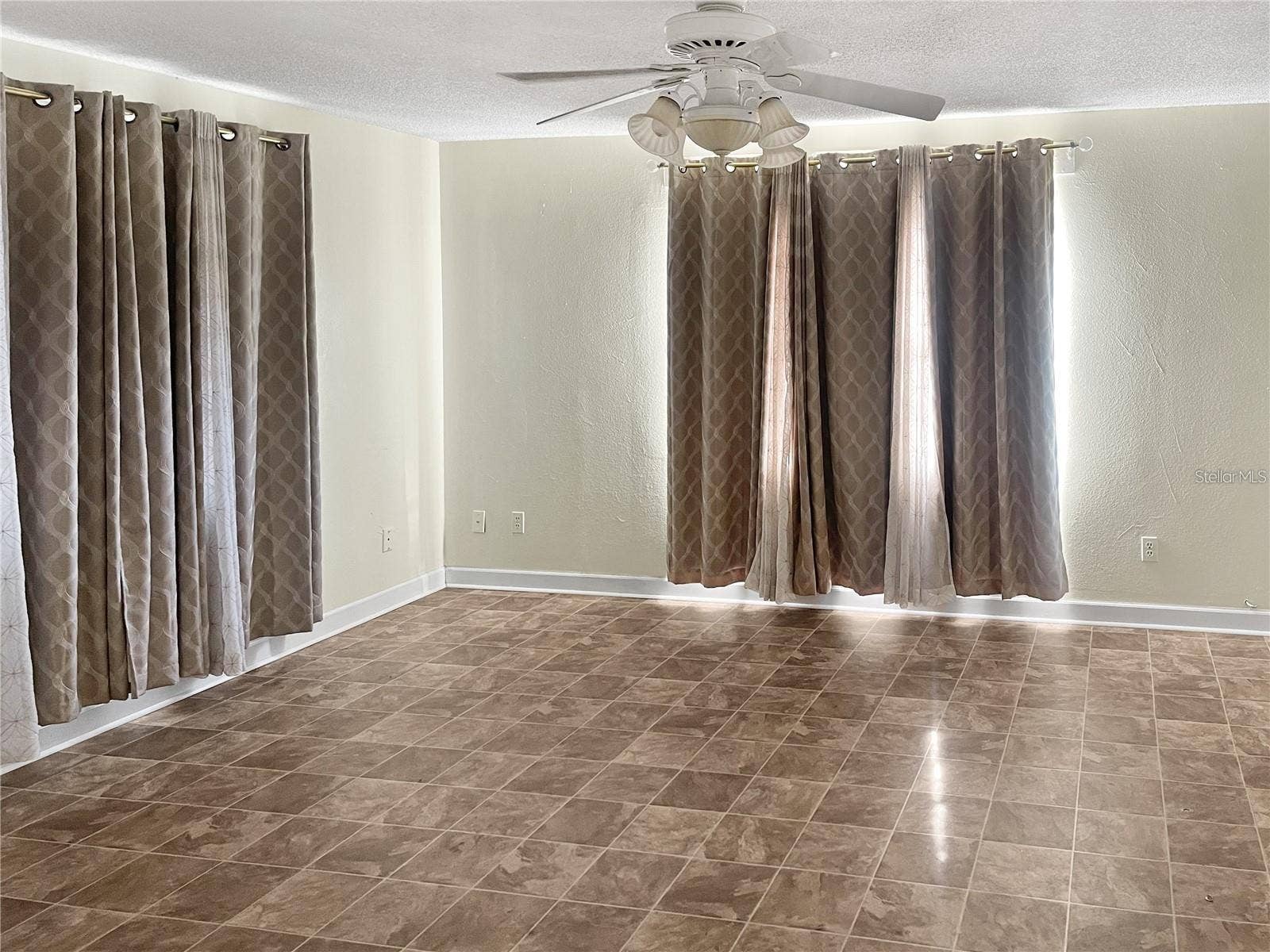 321 E GUNTER STREET, Haines City, FL 33844 321 E GUNTER STREET, Haines City, FL 33844