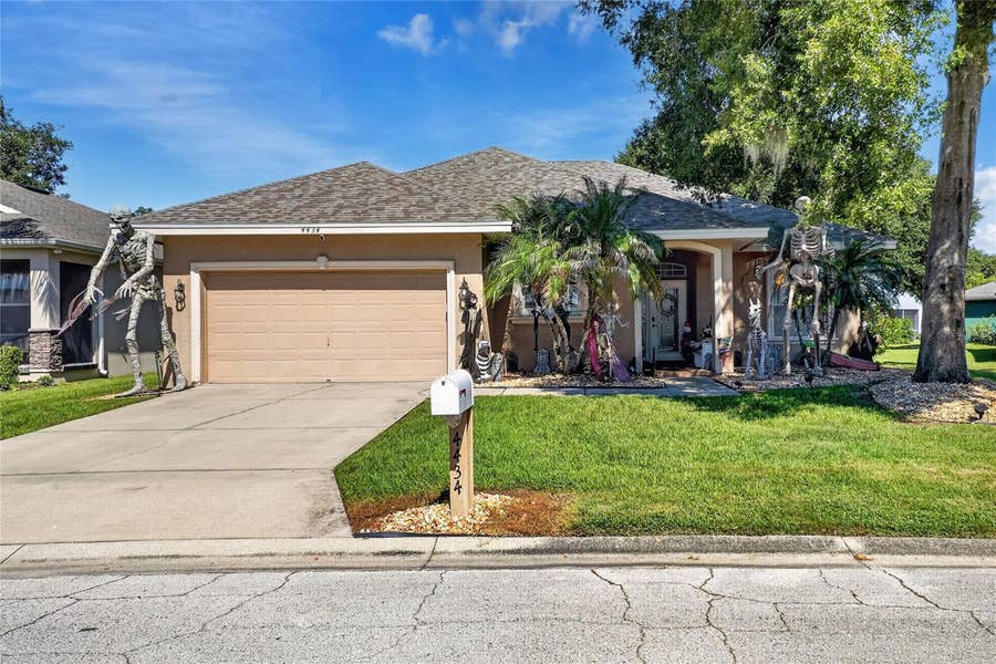 Property photo for 4434 WINDING OAKS CIRCLE, Mulberry, FL