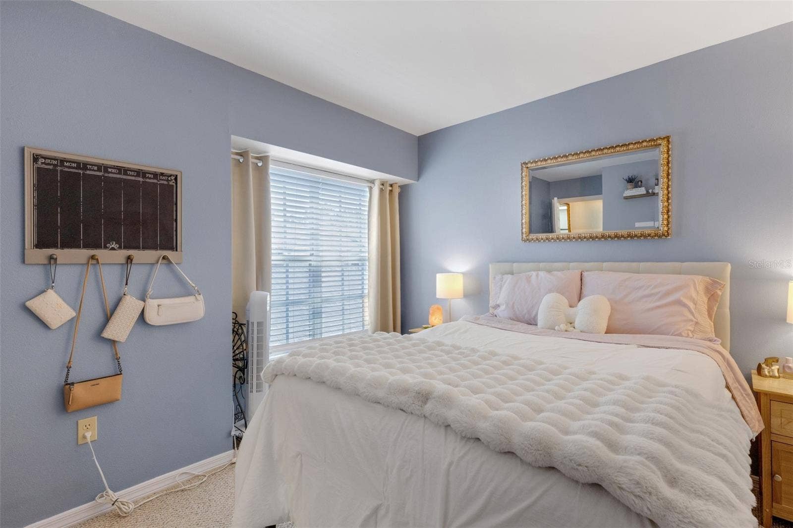 1113 WATERFALL LANE, Lakeland, FL 33803 Easily adaptable to your favorite decor.