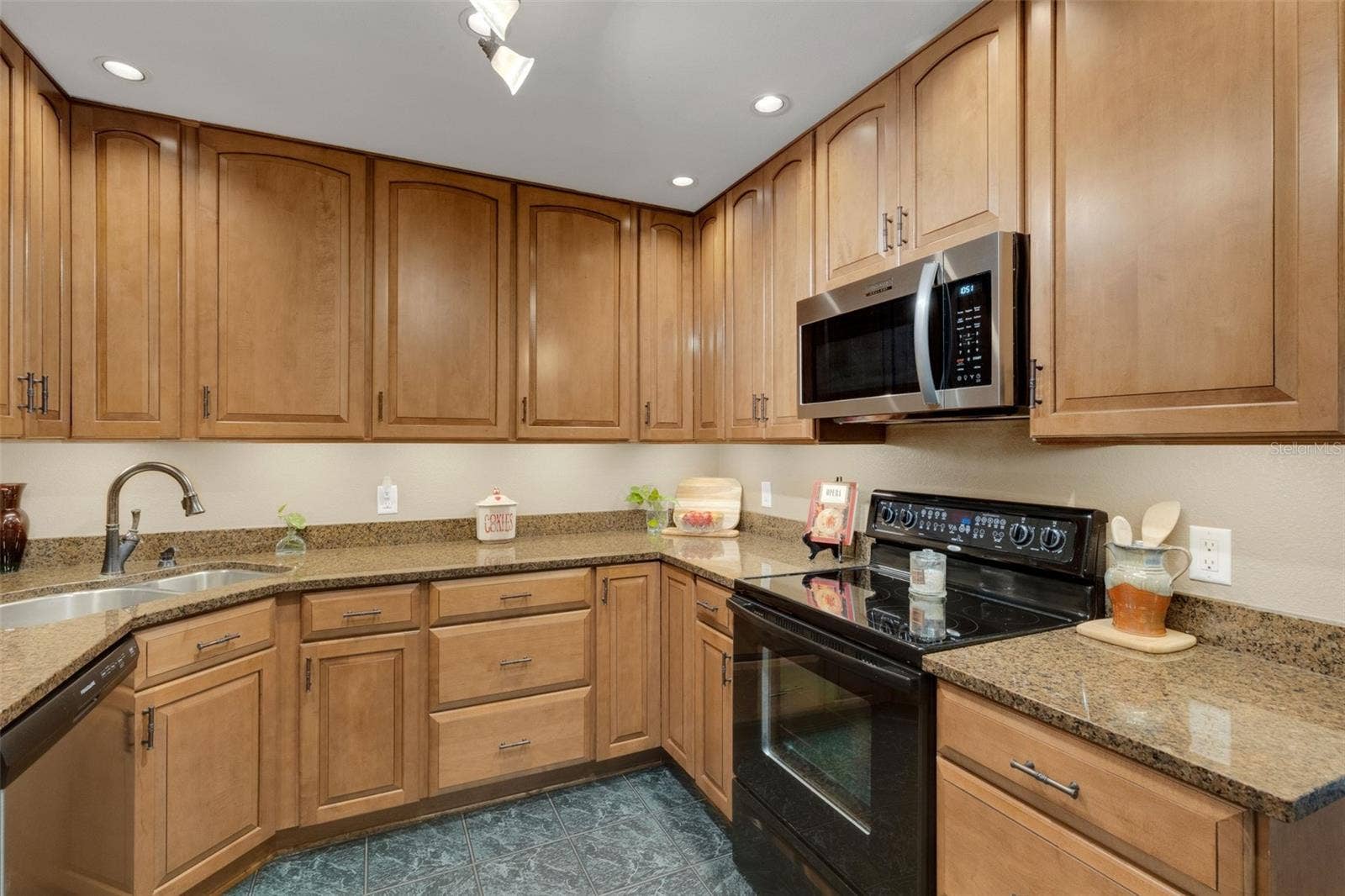 1113 WATERFALL LANE, Lakeland, FL 33803 With a functional layout and lots of counter space.