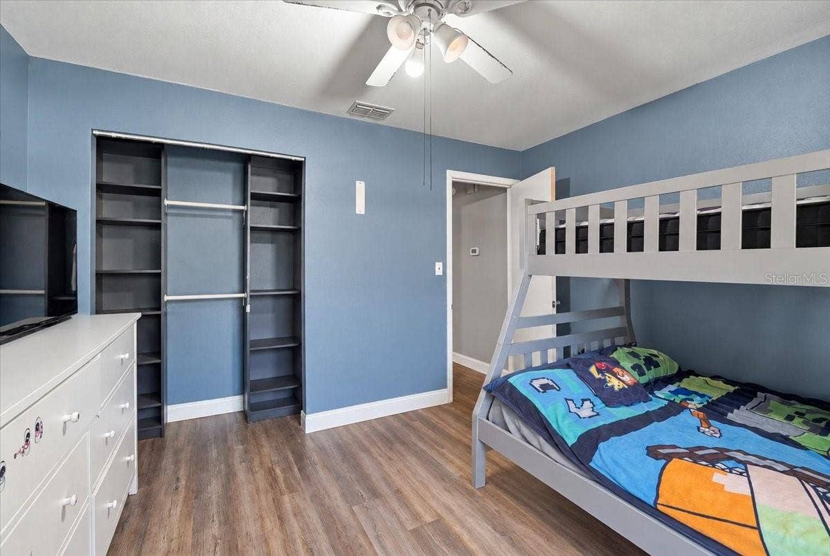 2827 DELROSE DRIVE N, Lakeland, FL 33805 2827 DELROSE DRIVE N, Lakeland, FL 33805