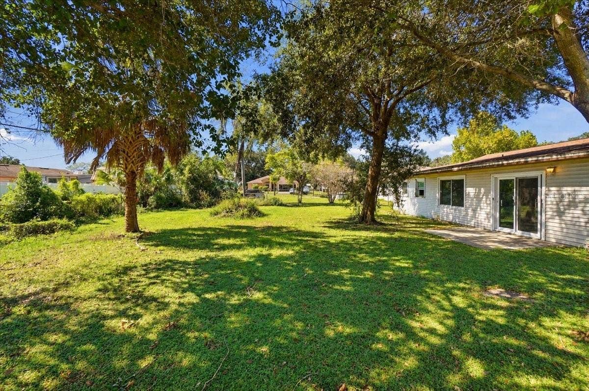 2827 DELROSE DRIVE N, Lakeland, FL 33805 2827 DELROSE DRIVE N, Lakeland, FL 33805