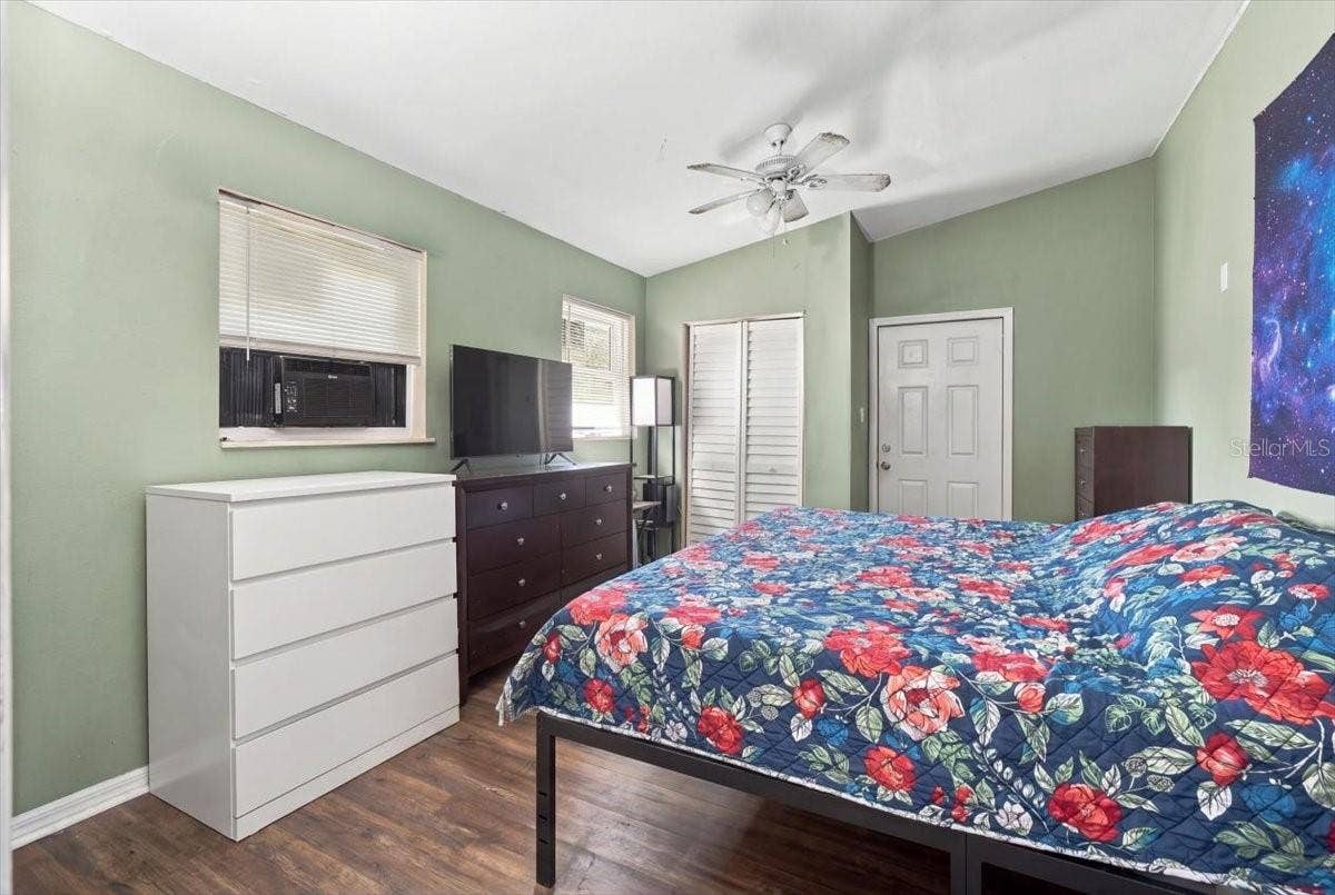 2827 DELROSE DRIVE N, Lakeland, FL 33805 2827 DELROSE DRIVE N, Lakeland, FL 33805