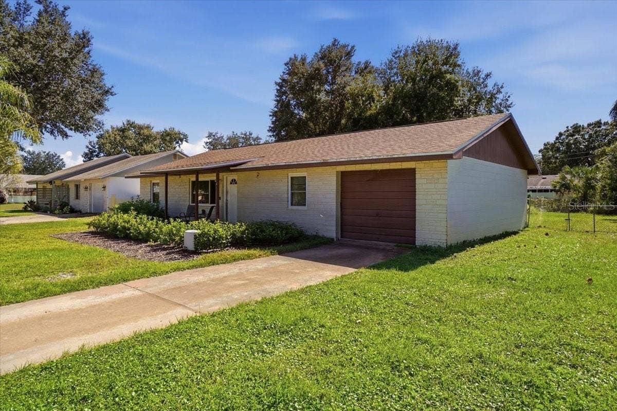 2827 DELROSE DRIVE N, Lakeland, FL 33805 2827 DELROSE DRIVE N, Lakeland, FL 33805