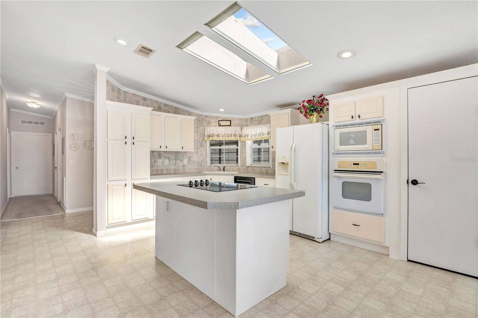 542 DREAMA DRIVE, Davenport, FL 33897 542 DREAMA DRIVE, Davenport, FL 33897