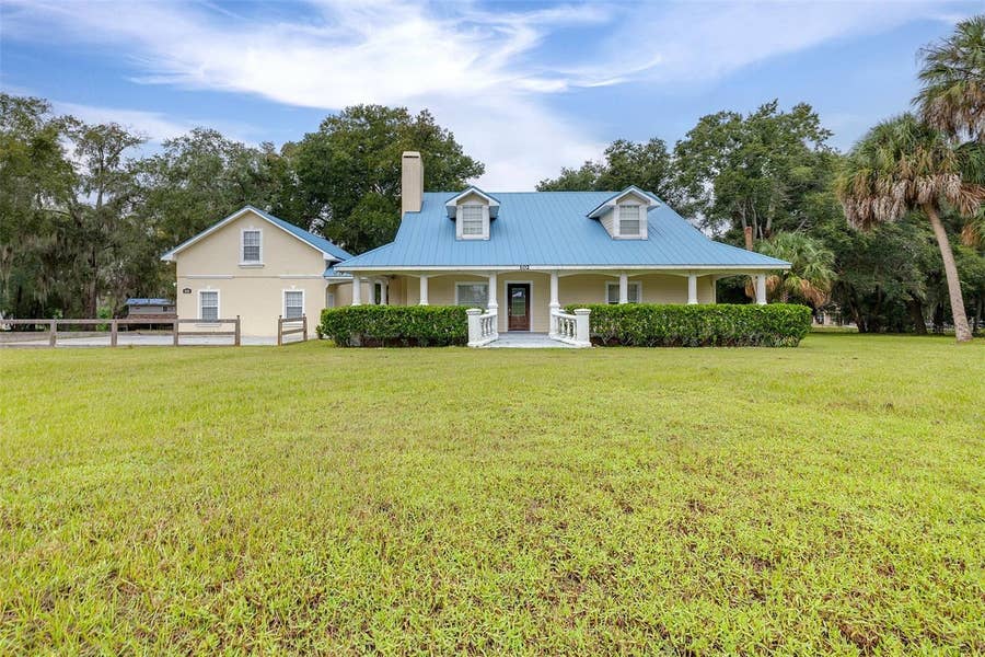 Property photo for 102 CITRUS GROVE BOULEVARD S, Polk City, FL