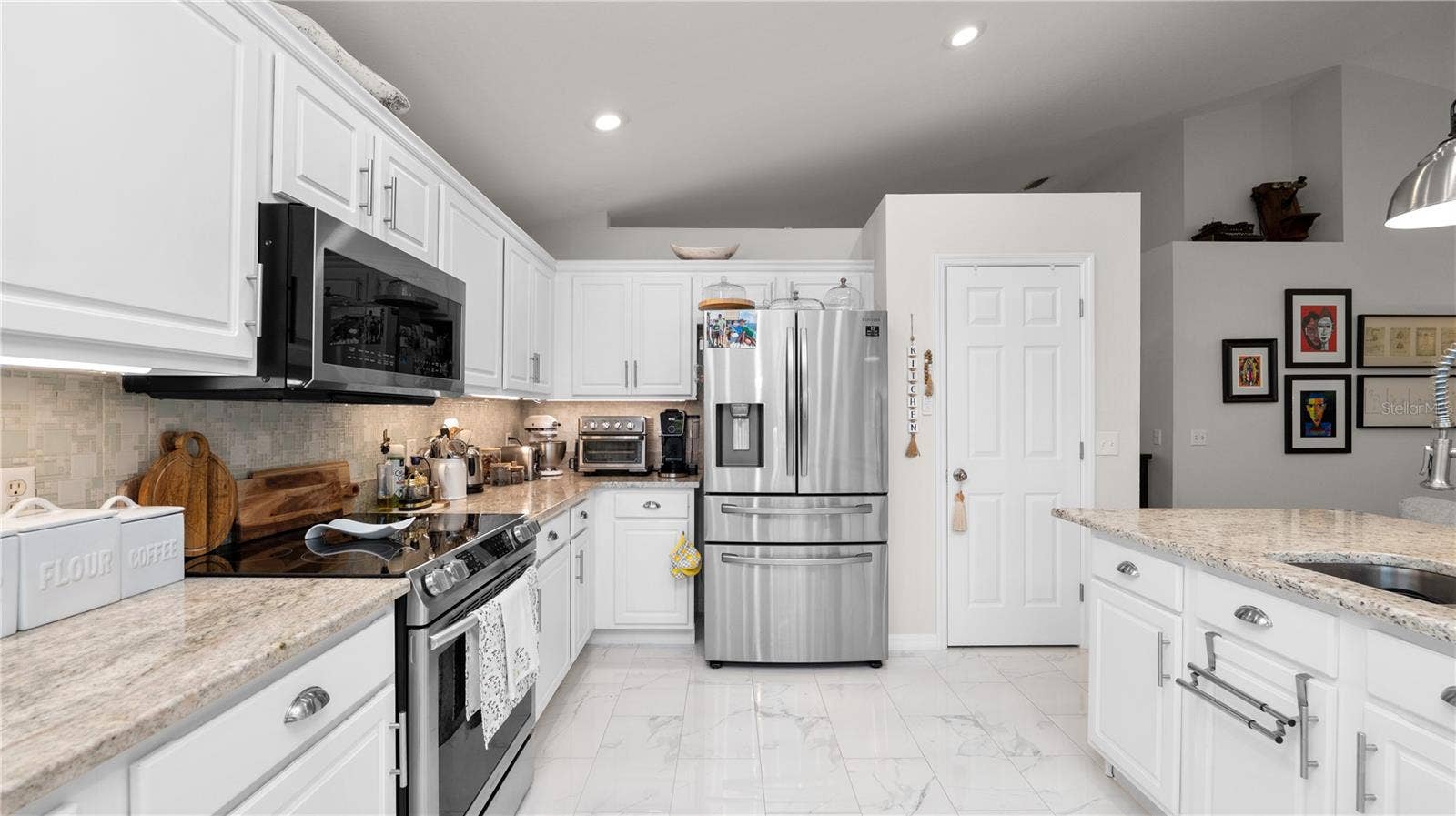 6715 LAKE CLARK DRIVE, Lakeland, FL 33813 6715 LAKE CLARK DRIVE, Lakeland, FL 33813