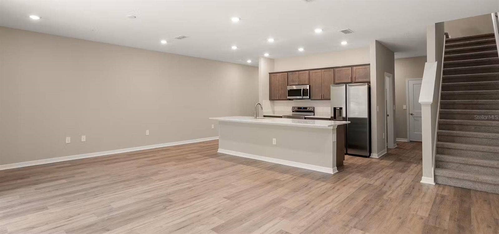48 SUNSET HAVEN LOOP, St Cloud, FL 34771 48 SUNSET HAVEN LOOP, St Cloud, FL 34771