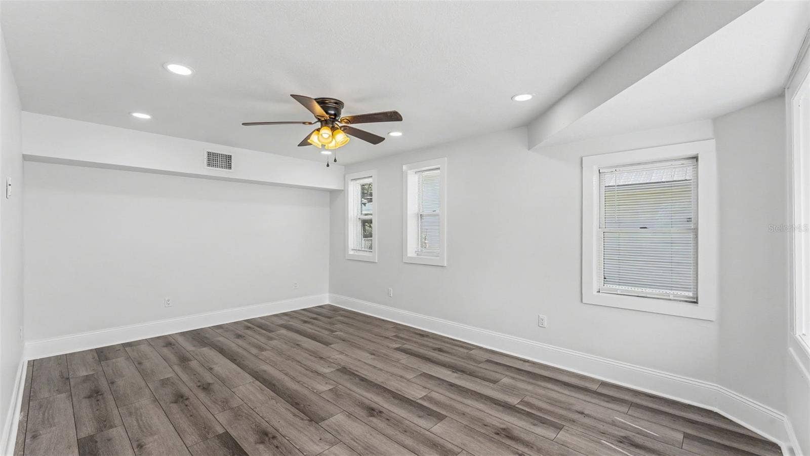 1044 W LIME STREET, Lakeland, FL 33815 1044 W LIME STREET, Lakeland, FL 33815