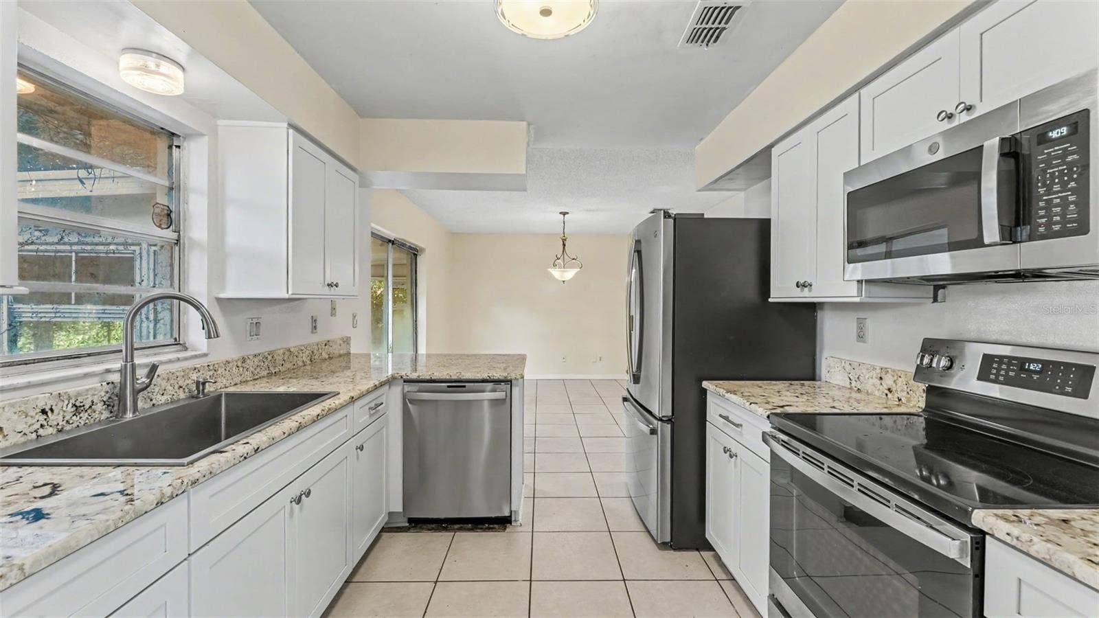 3108 ELDERWOOD PLACE, Seffner, FL 33584 3108 ELDERWOOD PLACE, Seffner, FL 33584
