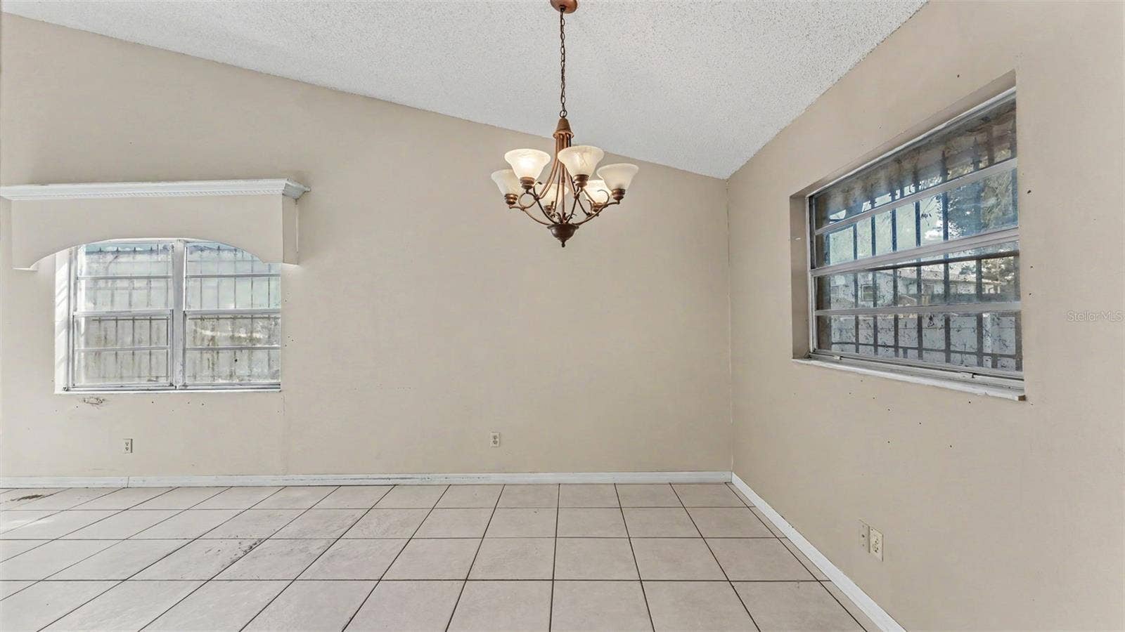 3108 ELDERWOOD PLACE, Seffner, FL 33584 3108 ELDERWOOD PLACE, Seffner, FL 33584