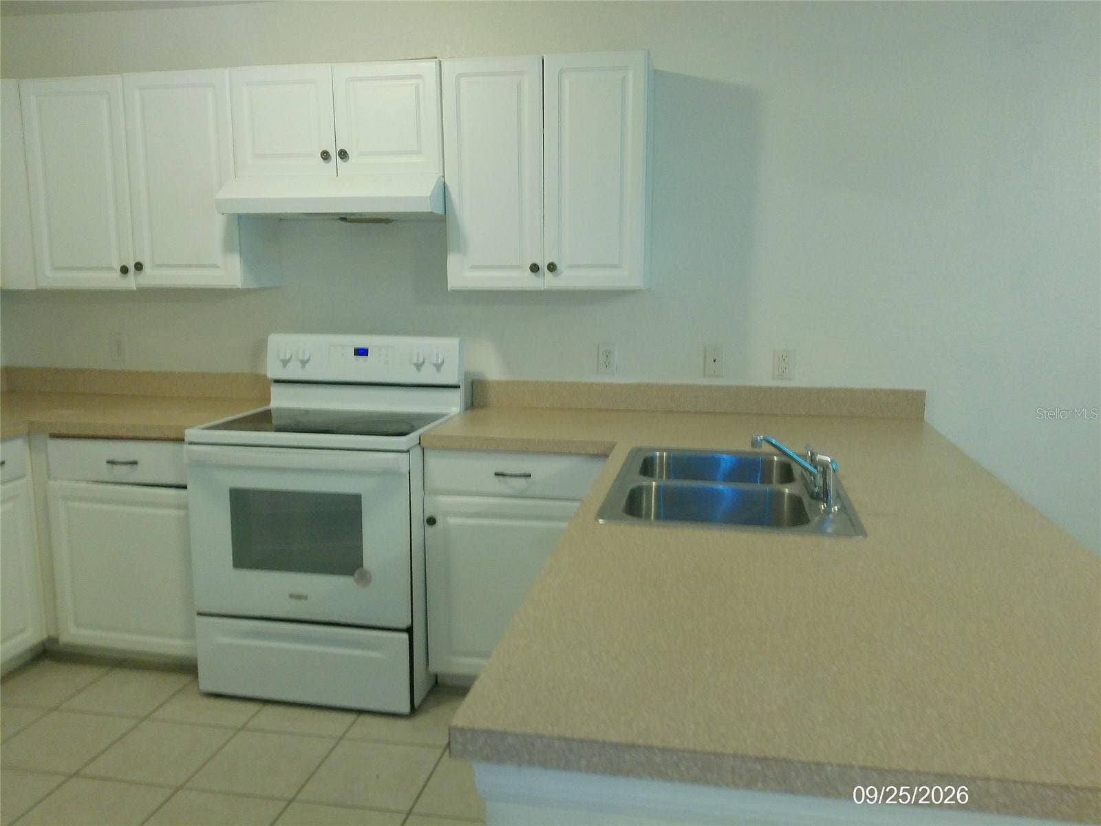 951 FOX LAKE DRIVE, Lakeland, FL 33809