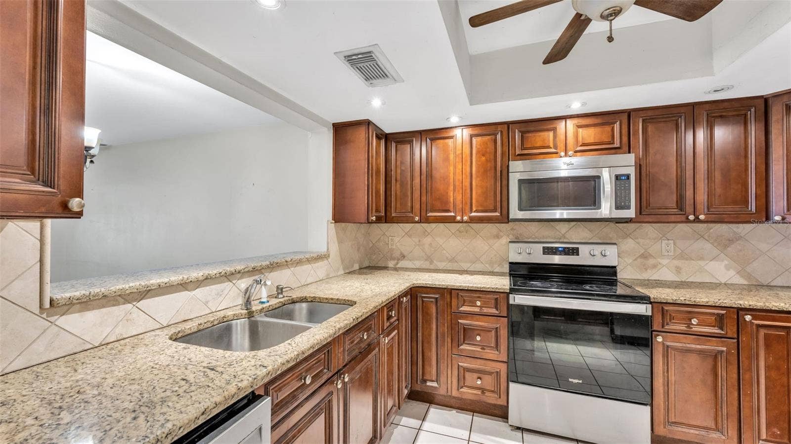 707 CARPENTERS WAY, #46, Lakeland, FL 33809 707 CARPENTERS WAY, #46, Lakeland, FL 33809